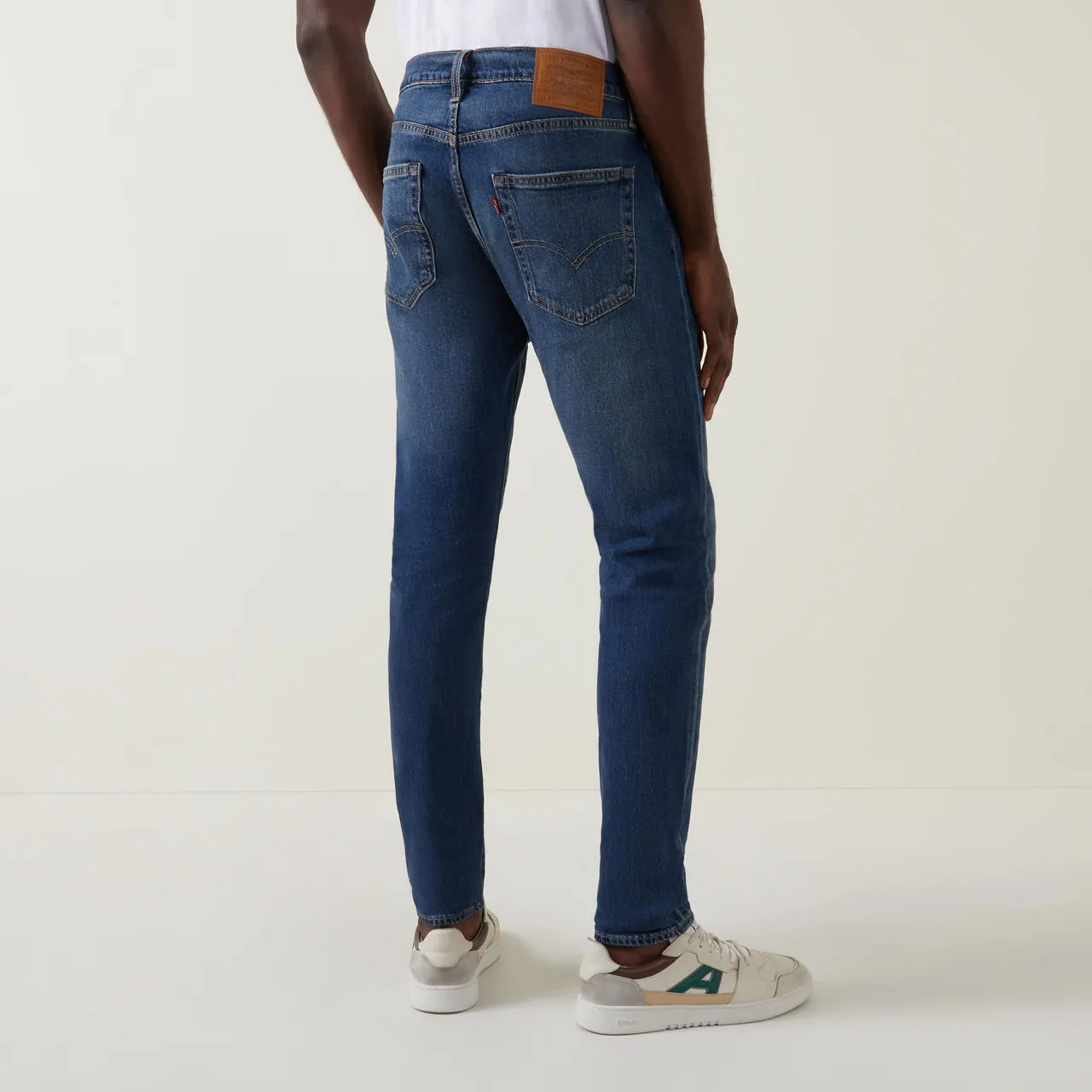 LEVIS 512™ Slim Tapered Jeans - Mid Wash