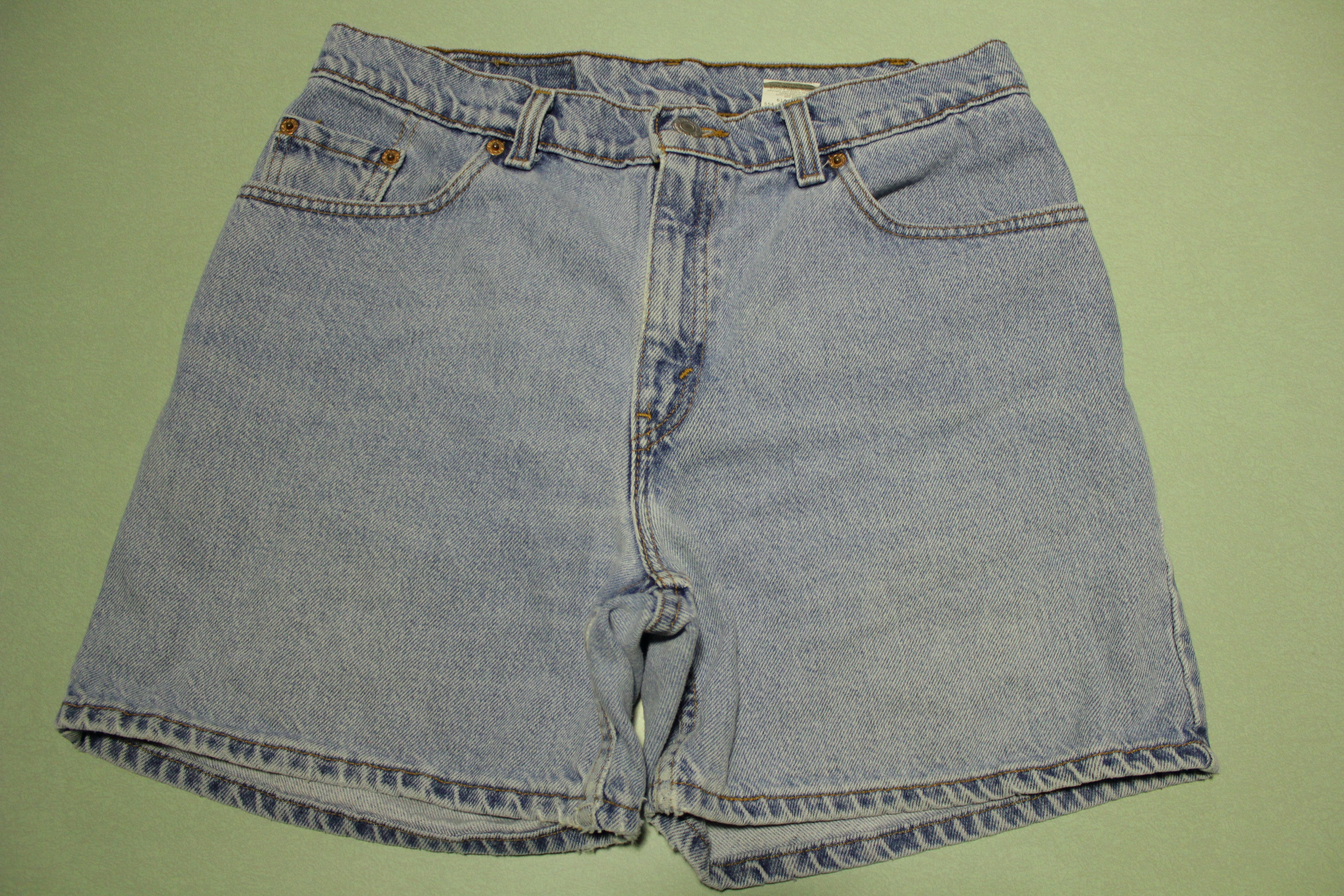 Levis 554 38955-0703 Vintage 90's Faded Blue Mom Jean Shorts