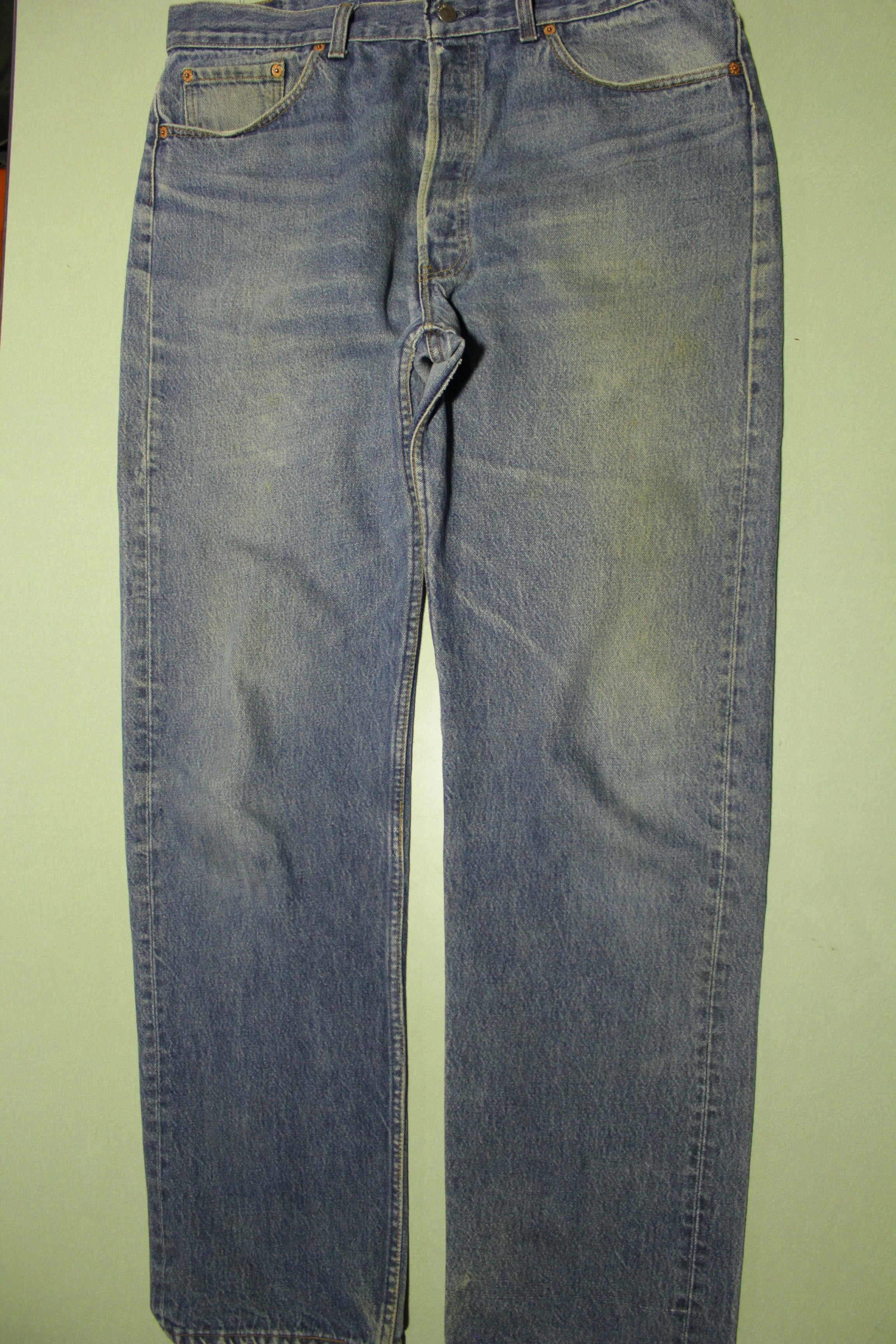 Levis 80s 501 Straight Leg Button Fly Jeans. Vintage Grunge Punk Made in USA 38x33