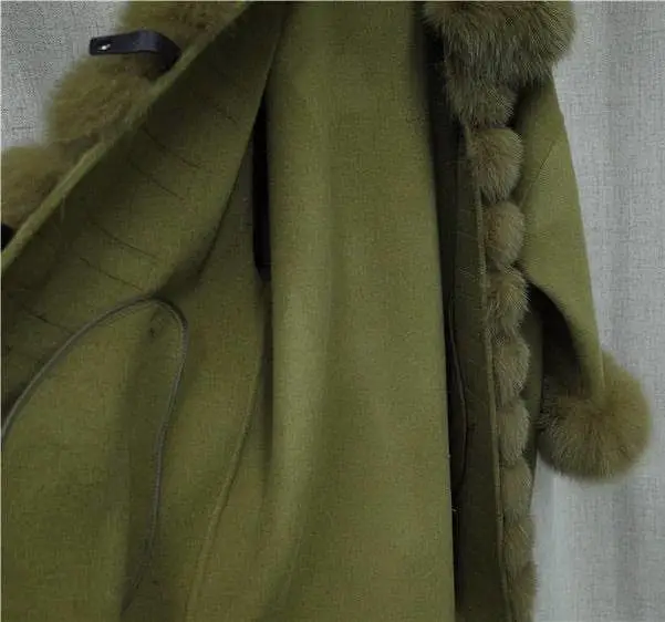 Luxury Wool Cashmere Coat With Fox Fur Trims