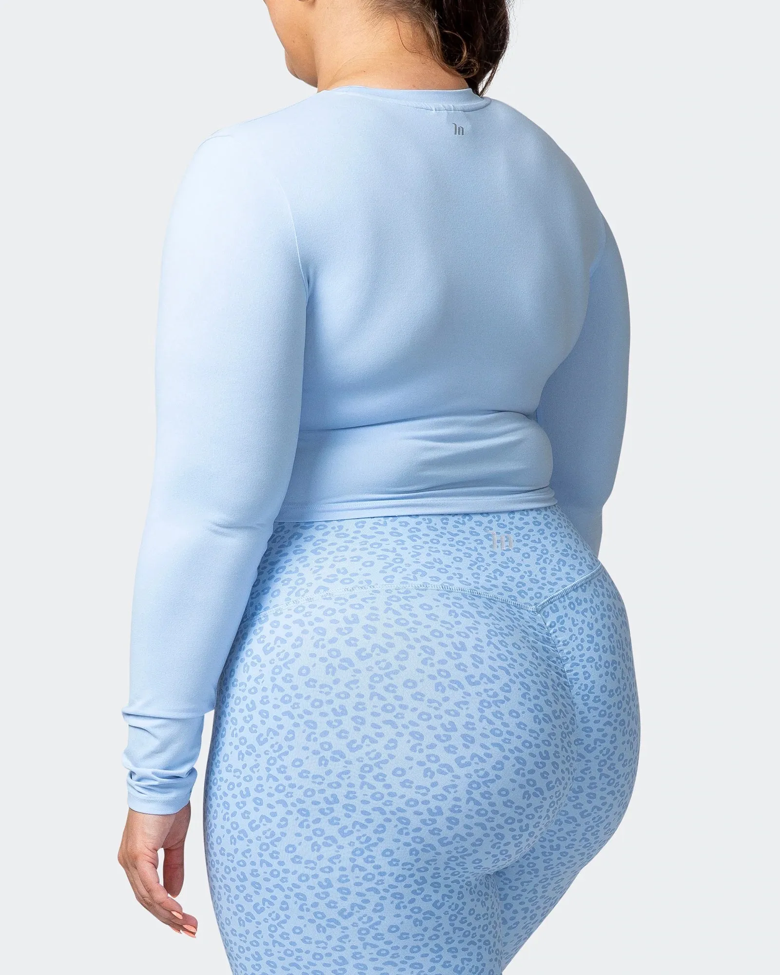 MN EVERYDAY CROPPED LONG SLEEVE TOP Periwinkle