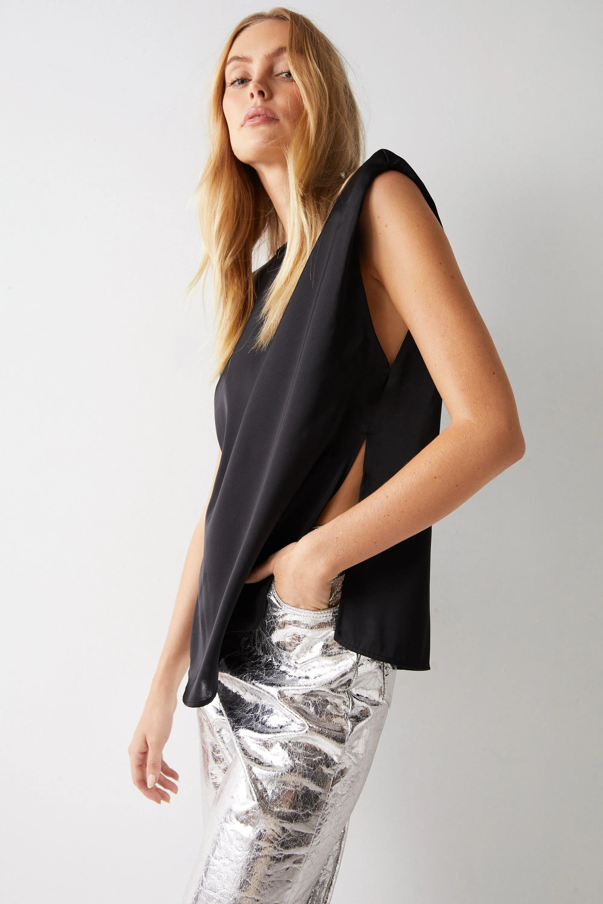 Tops | Shell Top | Warehouse