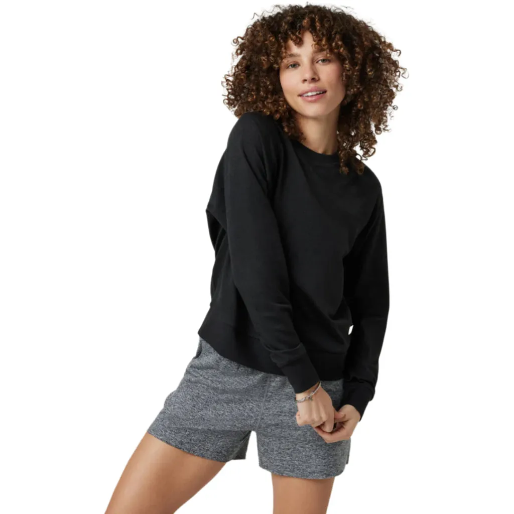 Vuori Women's Long-Sleeve Halo Crew