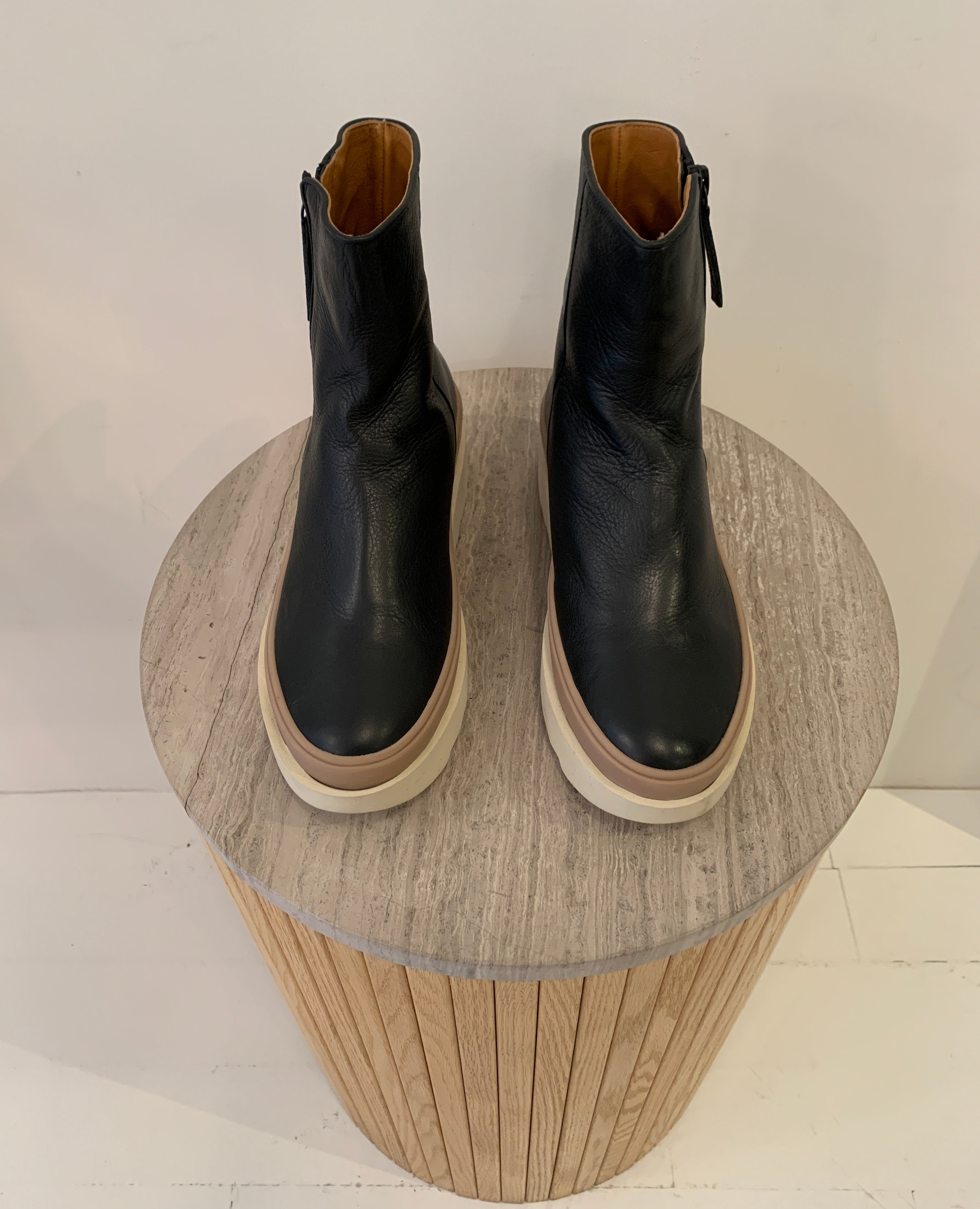 Warehouse Sale - Felix Boot Black Leather