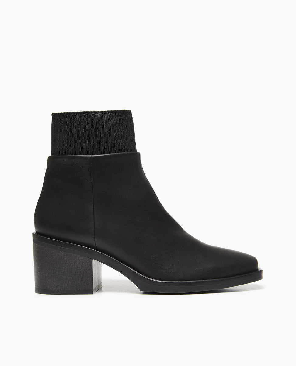 Warehouse Sale - Fib Boot Black Leather