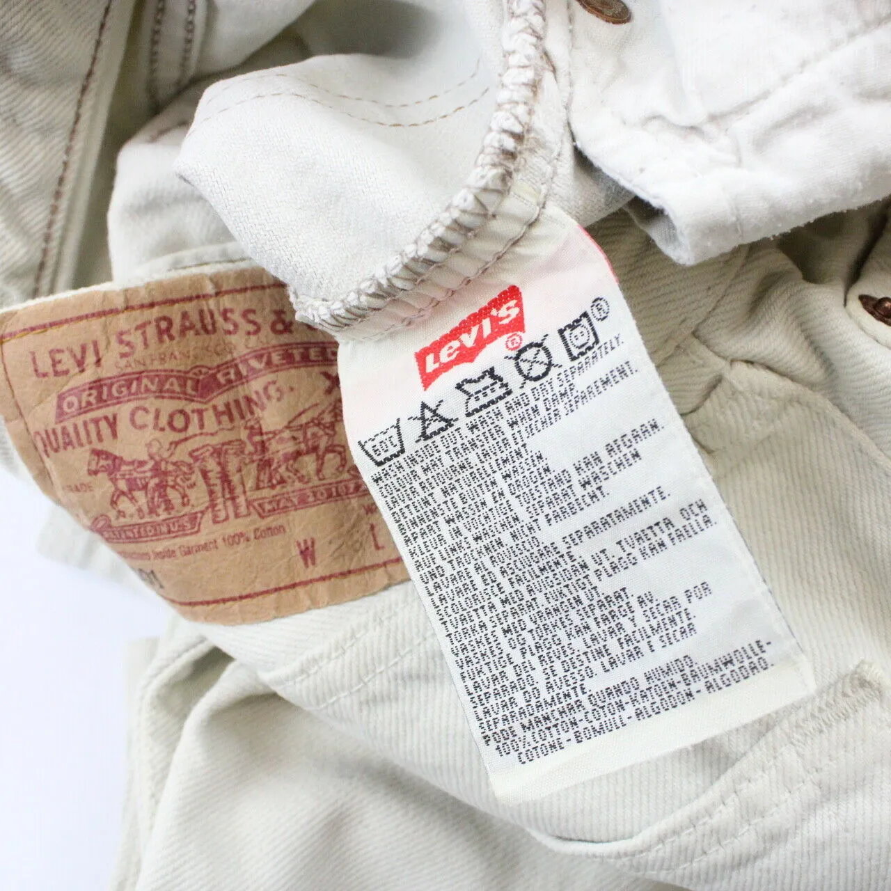 Womens LEVIS 501 Jeans Beige | W26 L28