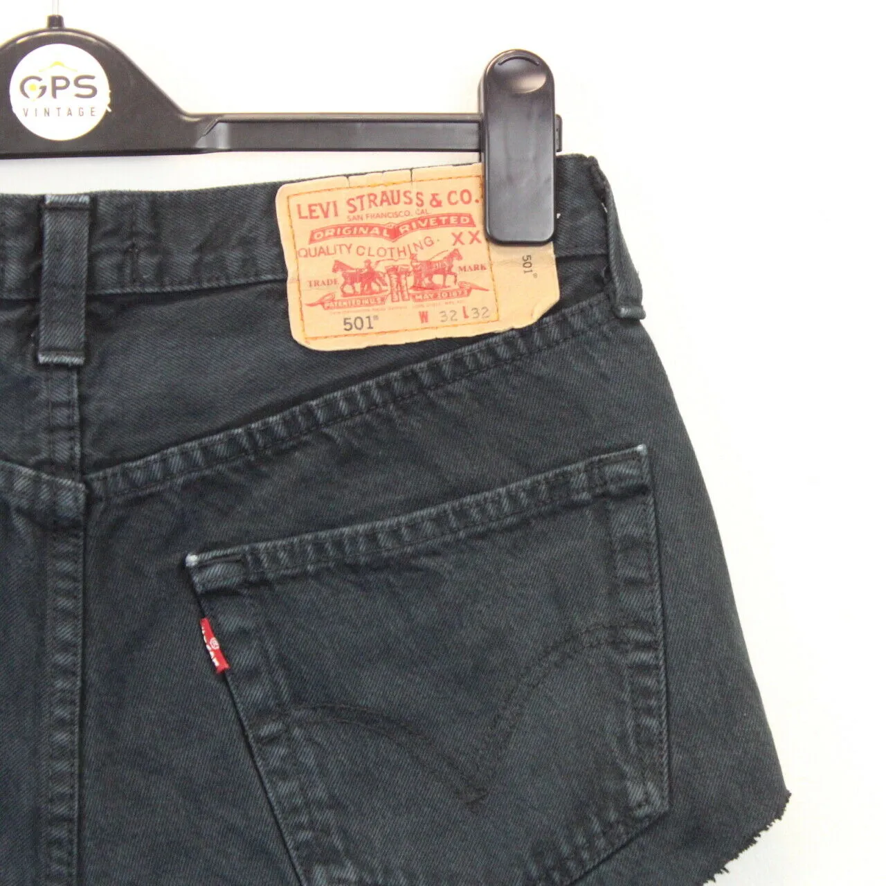 Womens LEVIS 501 Shorts Black | W32